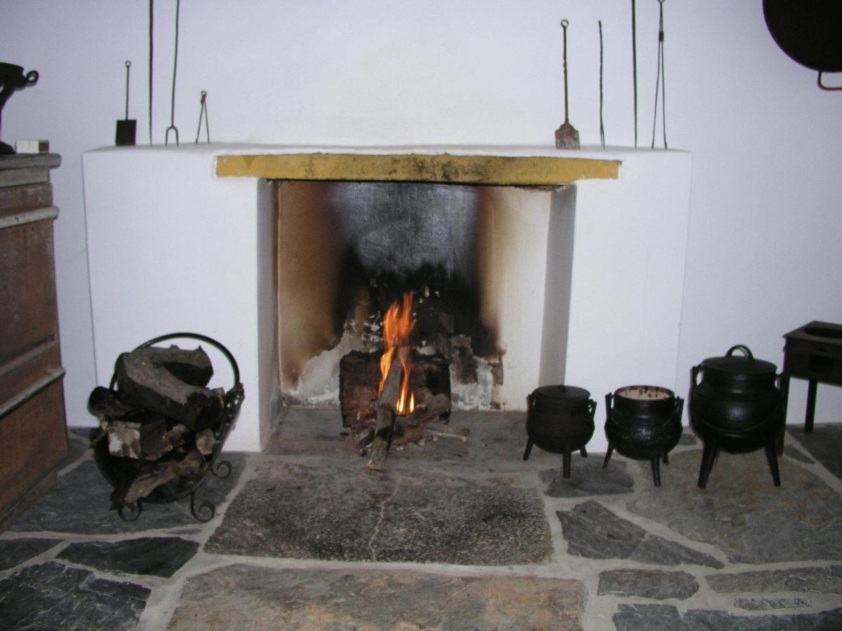 Monte Do Caneiro Mourao Bagian luar foto